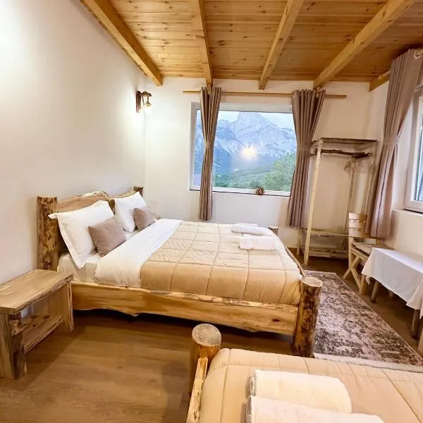 Guesthouse Dritan Tethorja, hotel in Theth
