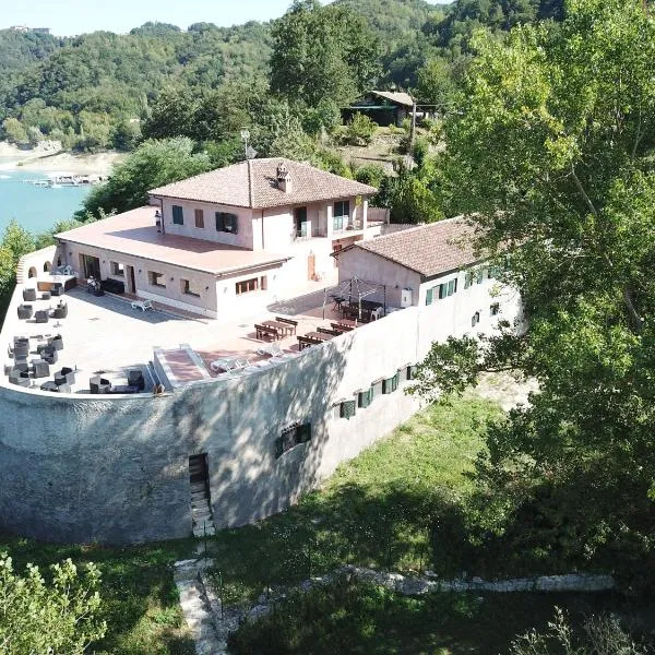 Agriturismo Incantesimo del Lago Salto, hotel v destinácii Varco Sabino