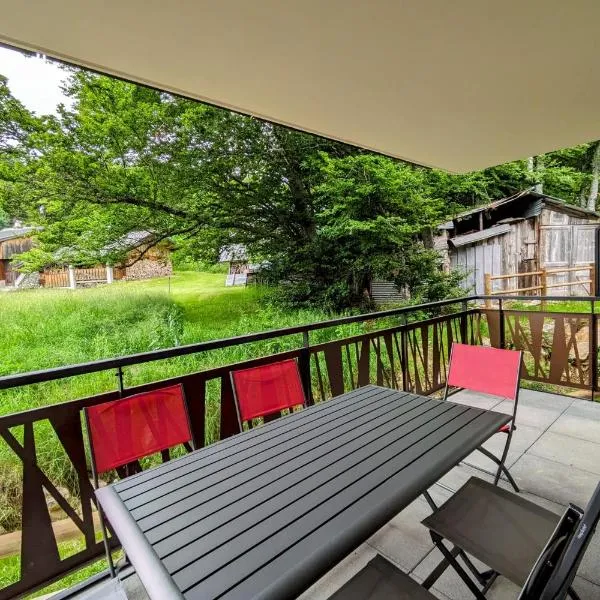 Superbe appartement au pied des pistes, hotel v destinaci La Feclaz