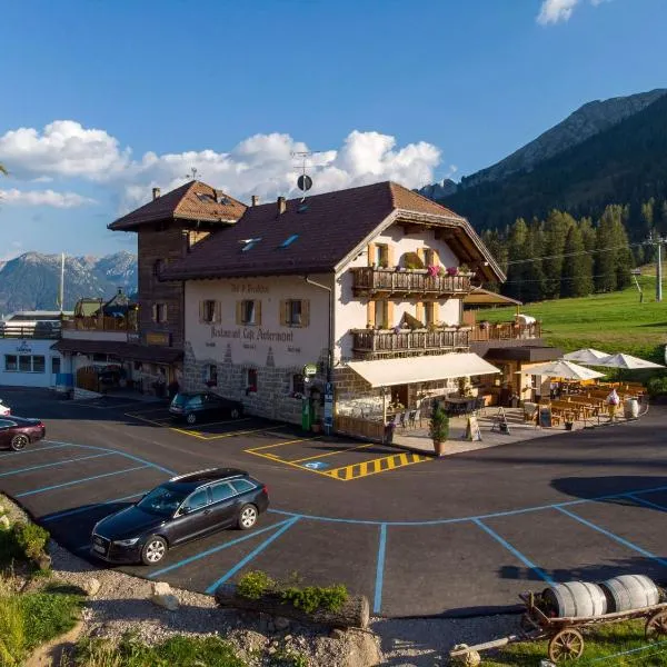 Bar-Restaurant-Pizzeria Antermont B&B, hotel in Carezza al Lago