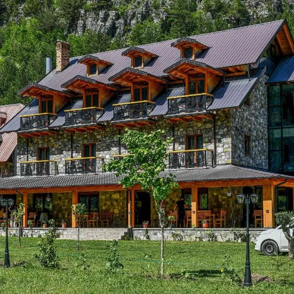 Villa Golden Theth, hotel v destinaci Shkodër
