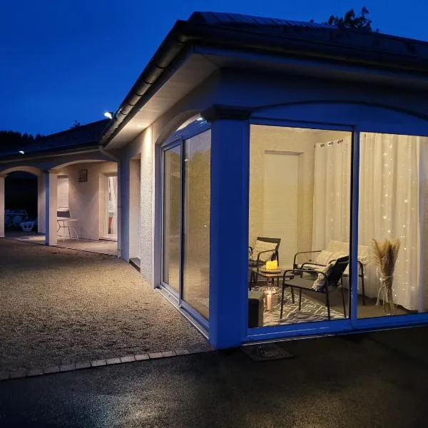Haute-loire Tence Belle maison neuve plain-pied 4 étoiles avec parc arboré clos, hotell sihtkohas Tence