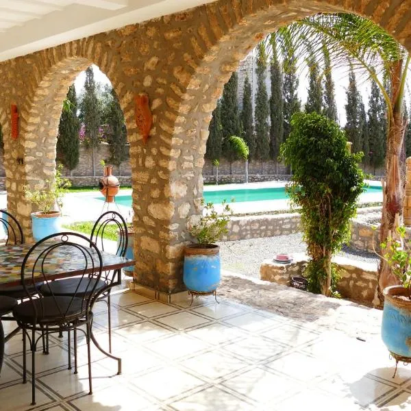 Luxury Villa in Essaouira with Pool & Terrace, hotel a Essaouira