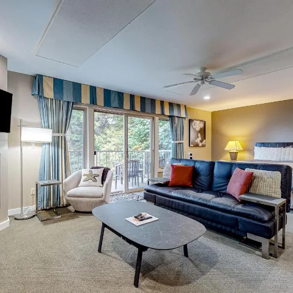 Rosario Road Condo - B, hotel v destinaci Eastsound