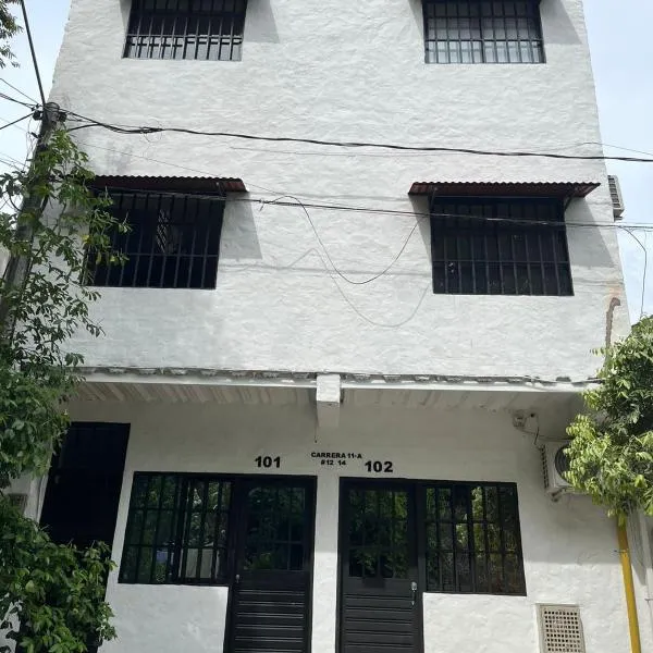 EL EDÉN, hotel in Puerto Triunfo