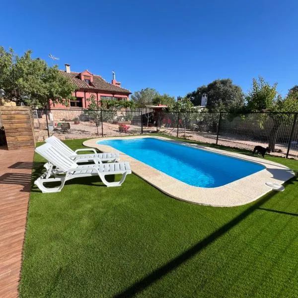 Villa Tranquila Lagunas de Ruidera, hotel v destinaci Ossa de Montiel