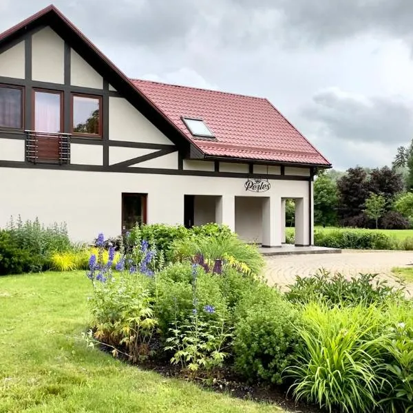 Pērles, hotel in Durbe