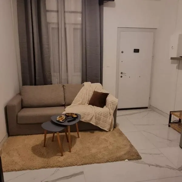 Lecomte studio, hotel din Oissel