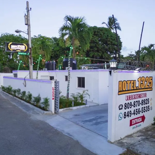 Hotel1325, hotel v destinaci Baní