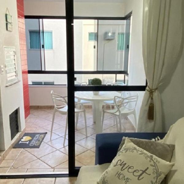 Bombas/ Bombinhas, a 50m do Mar, Apartamento 2 quartos, com churrasqueira na sacada, Ar e Wi-fi - Foto 5