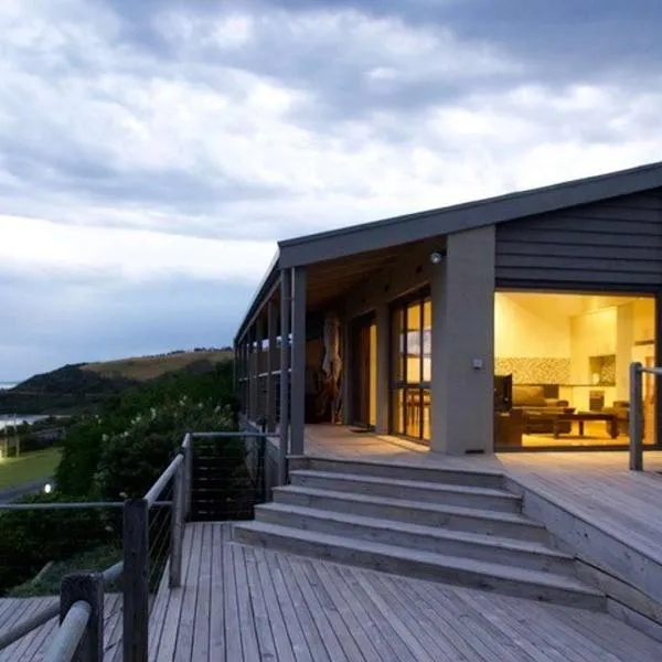 4 Whitecrest Great Ocean Road Resort - Ocean View, hotel di Wongarra