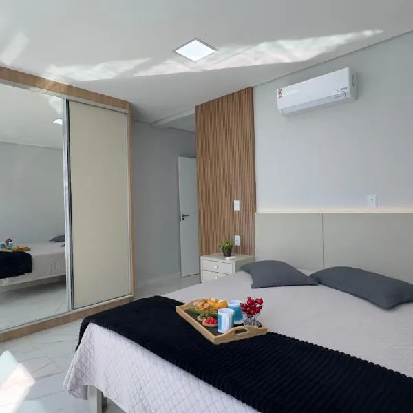 Apto das Lavandas - 2 quartos - Apto todo climatizado - à 150m do Parque Termal!, hotel in Piratuba