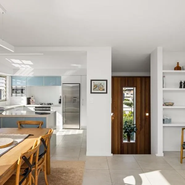 Seascape on Sunbrae with Sea Views, hotel in Mount Maunganui