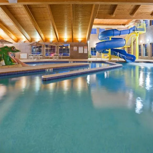 AmericInn by Wyndham Wetmore Munising, hotel v destinaci Wetmore