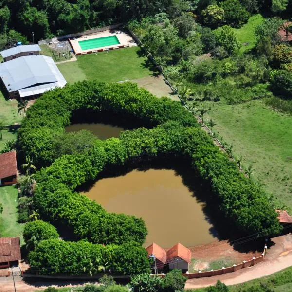 Pousada Recanto das Aves, hotel in Bueno Brandão