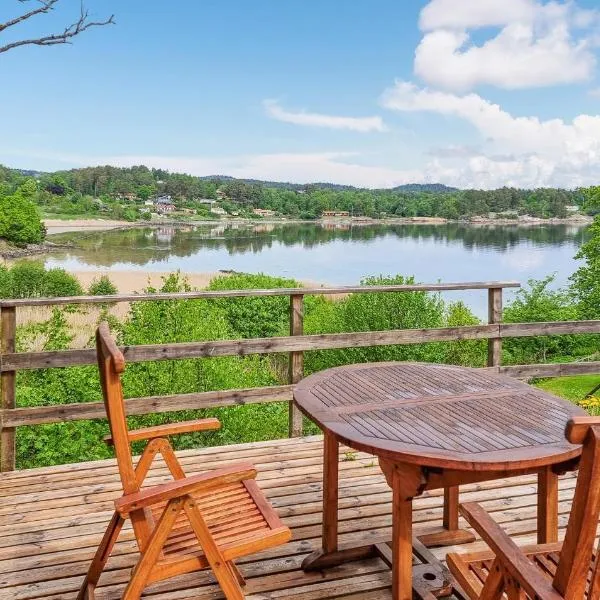 Amazing Home In Lysekil With Sauna, hotel in Lysekil
