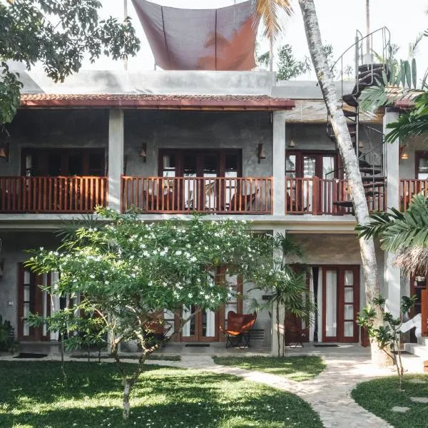 Jamu Surf Lodge, hotel v destinaci Midigama East