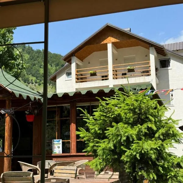 Guesthouse HYSA, hotel v destinaci Valbonë