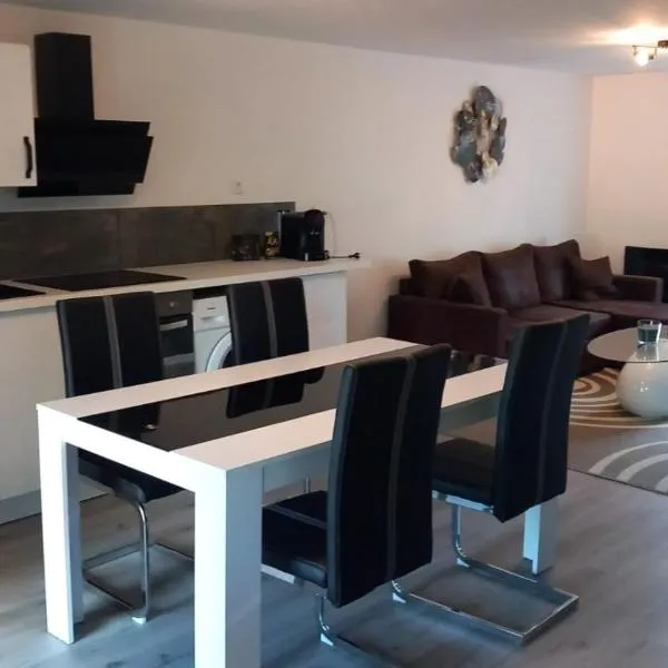 Appartement 4 personnes, hotel v destinaci Thizy-les-Bourgs