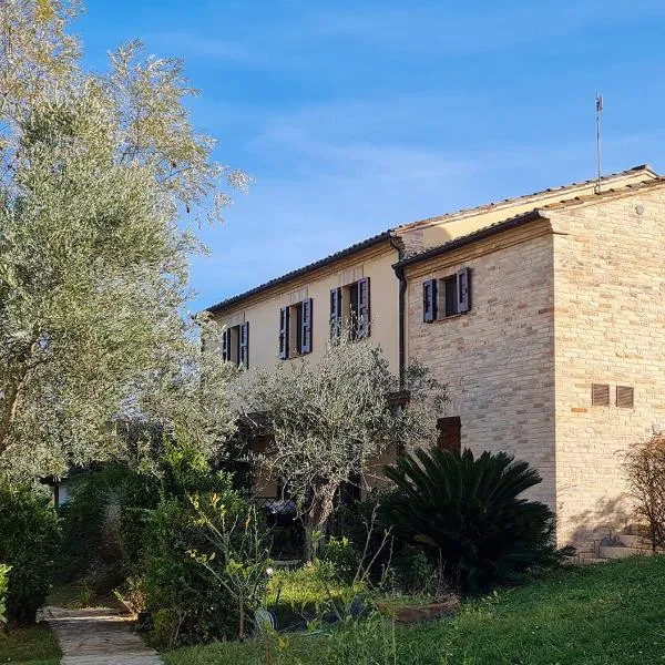 Le Residenze degli Ulivi – hotel w mieście Campofilone