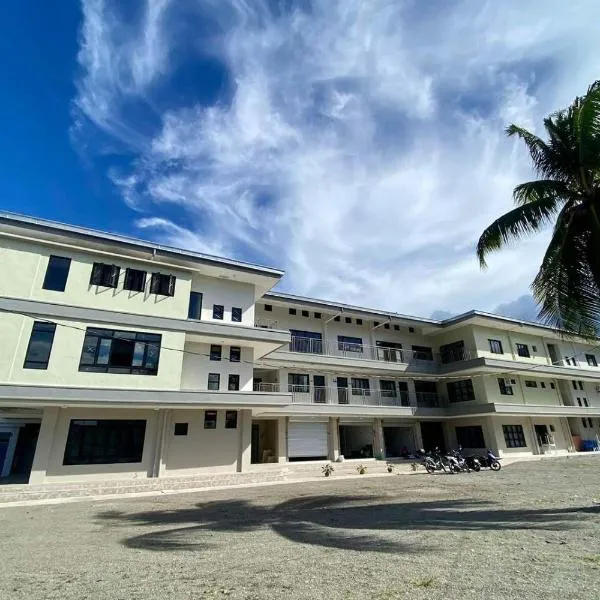 La Patria Baybay Tourist Inn powered by Cocotel, hotel v destinaci Baybay