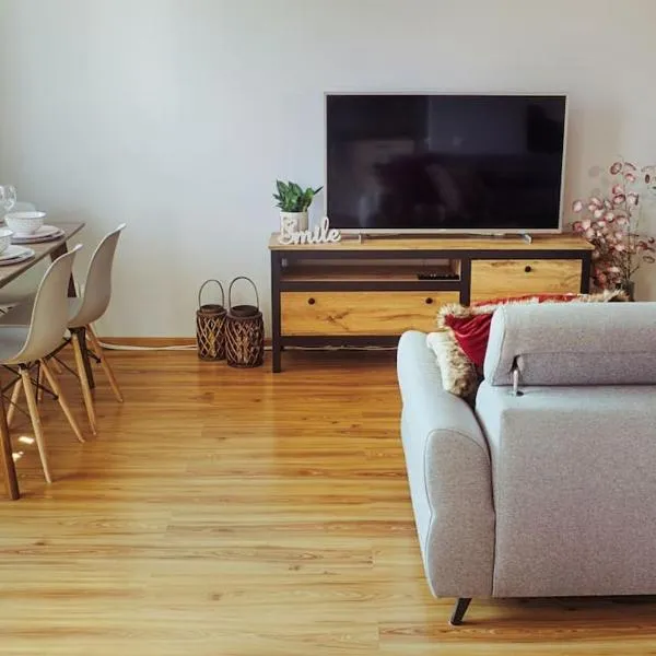 Cozy Apartament Gdańsk Kiełpinek, hotel in Gdańsk