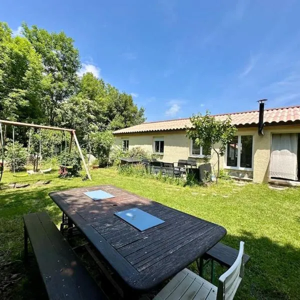 Grande maison en Cévennes,montagne, lacs, rivières, hotel em Concoules