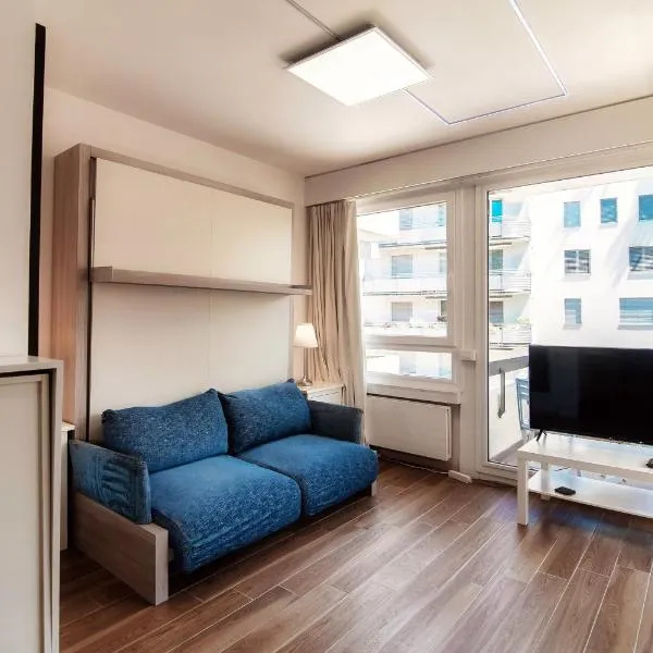 Terrazza Paradiso 2 by Quokka 360 - Studio with Balcony、パラディーゾのホテル