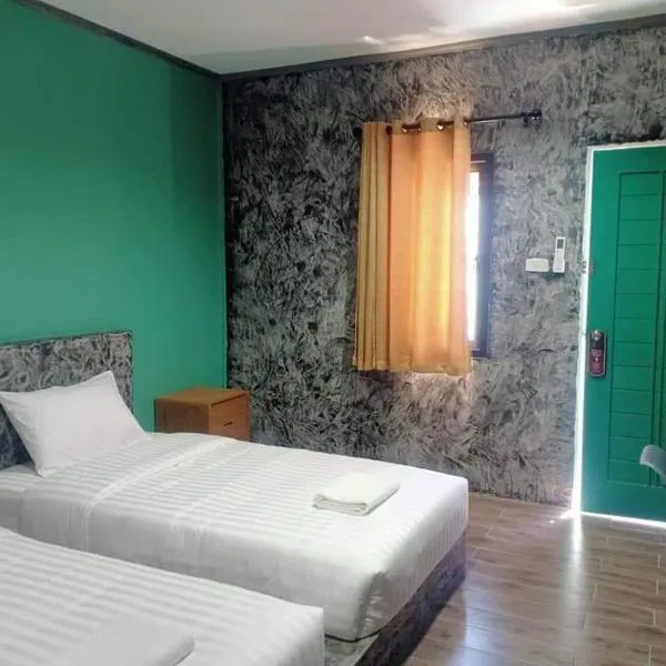 เซราะกราว บูติก รีสอร์ท Sohground Boutique Resort, hotel di Prakhon Chai