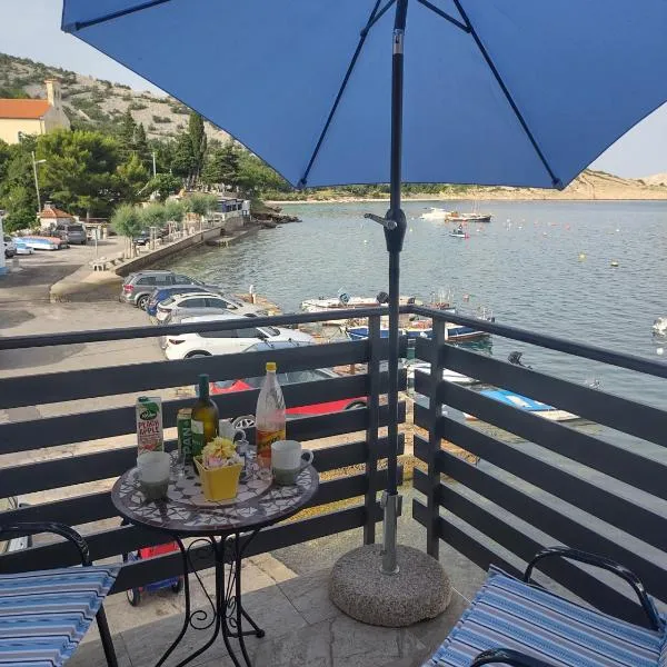 WaveWhisper, hotel v destinaci Lukovo