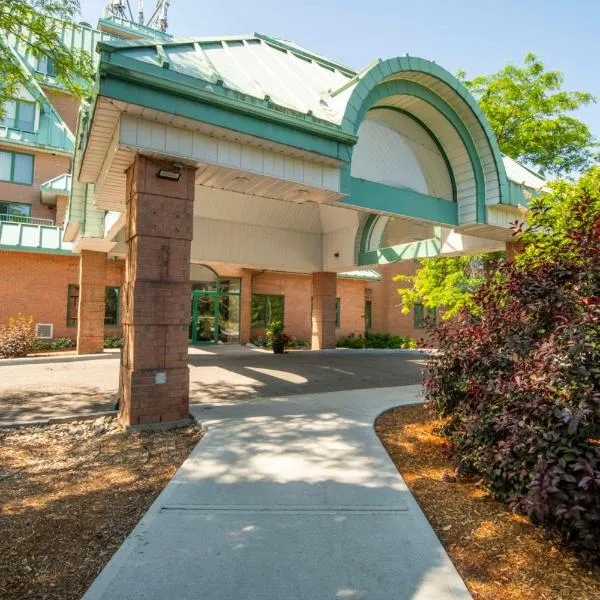 Chateau Cartier Hotel & Resort Ascend Hotel Collection, hotel v destinaci Gatineau