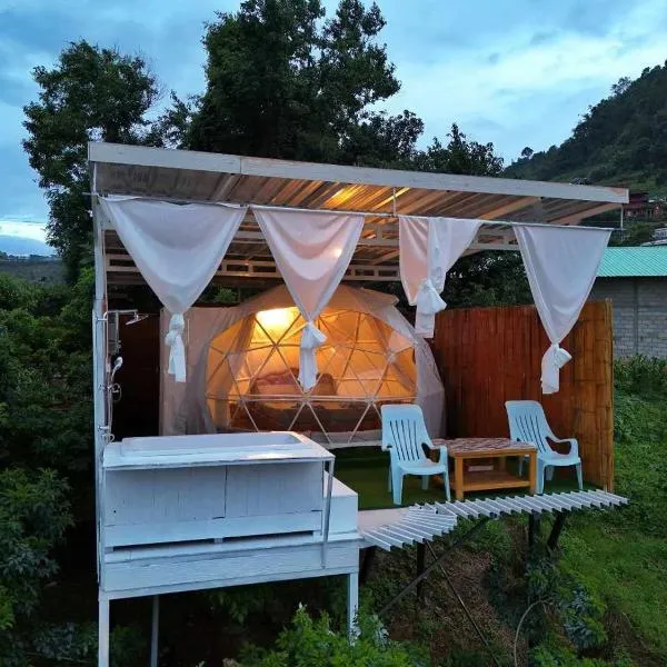 ภูวิมาน ม่อนแจ่ม, hotel v destinaci Mon Jam