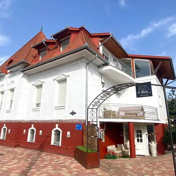 Villa Lillybeth Garden Rooms, hotel v destinaci Keszthely