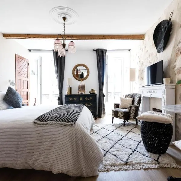 La Sanverine private room historic center Vence, hotel v destinaci Vence