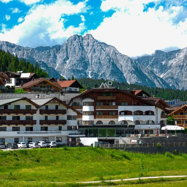 Mountains Hotel, hotel a Seefeld in Tirol