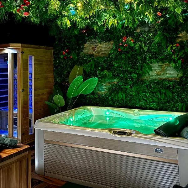 Jungle Love Room, hotel v destinaci Toulouse