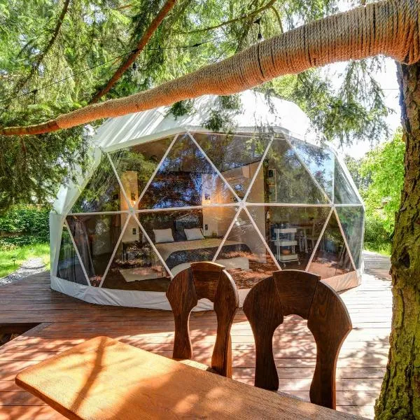 Tiché místo Glamping, hotel ve Slapech