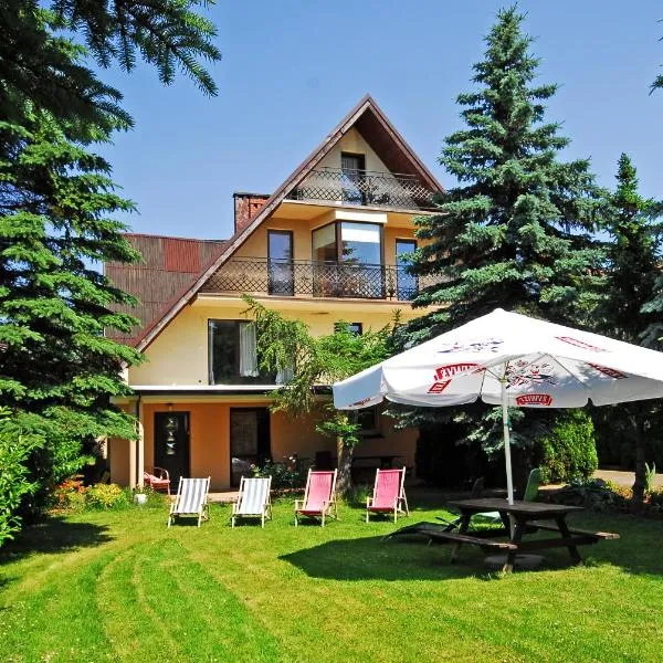 Adonis, hotel v destinaci Chłopy