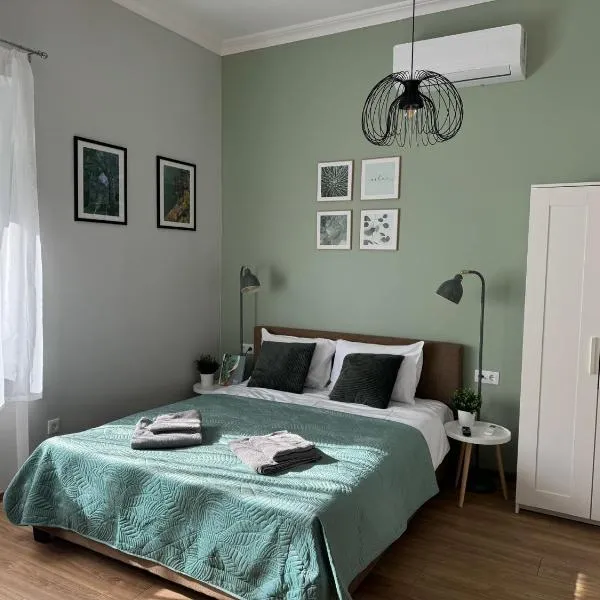 Kastélykert Vendégház Tata, hotel v destinaci Tata