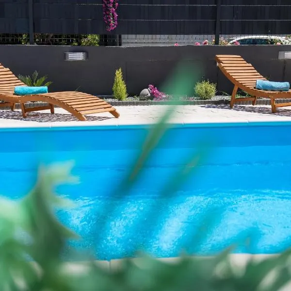 Apartments Feliks, hotel v destinácii Ljubač
