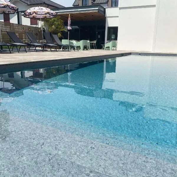 Brit Hotel, Spa & Restaurant - Colmar Est, hotel v destinaci Bischwihr