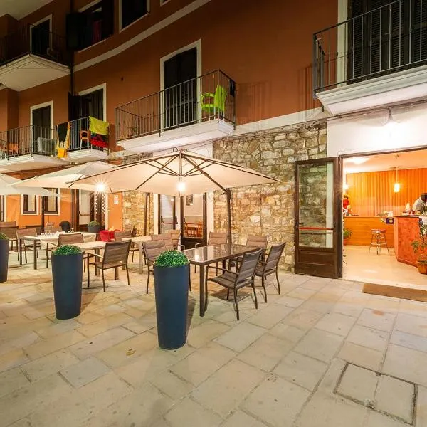 Hotel La Rampa, hotel v destinaci Agnone