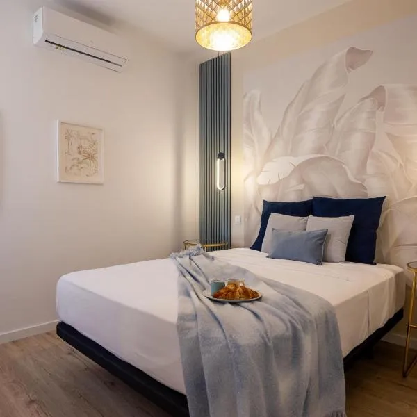 Torremolinos Centro Apartamento con parking y playa a 5 min, wifi alta velocidad, отель в городе Торремолинос