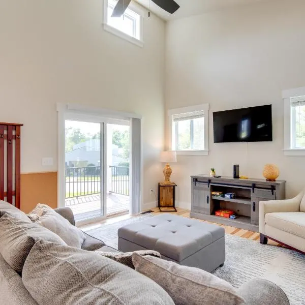 Cozy Hendersonville Home .05 Mi to Acusta Trail, hotel a Hendersonville
