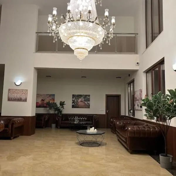 Azur Garden 64, hotel in Shkorpilovtsi