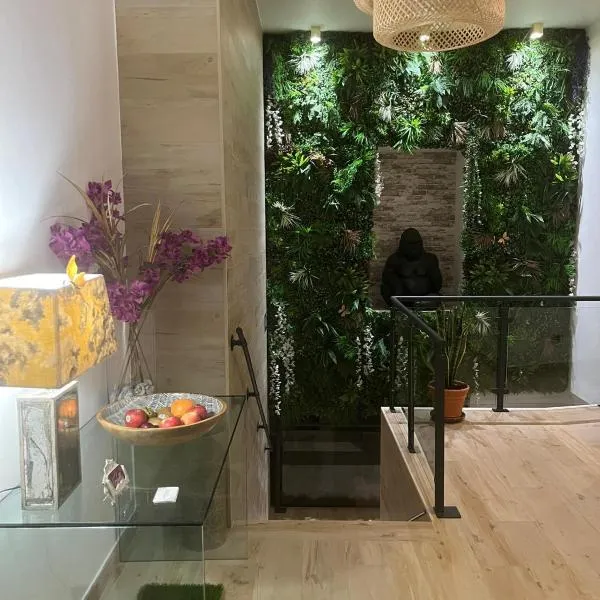 GARDEN HOUSE Madrid, hotel in Madrid