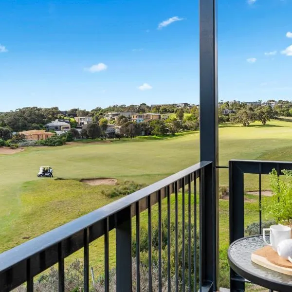 Moonah Links Apartments - Fairway Views, Golf, Hot Springs, hotel in Fingal
