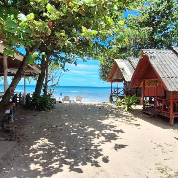 Breizh Cape Beach Bungalows, hotel v destinaci Ko Lanta