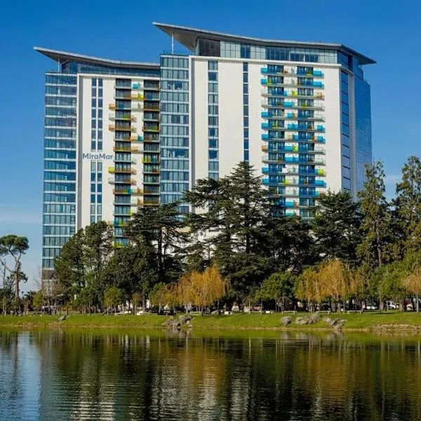 MiraMar Luxury Residences, hotel v destinaci Batumi