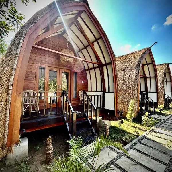 Damai Bungalows, hotel in Maluk